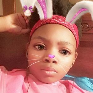 Meet your Posher, Alexus